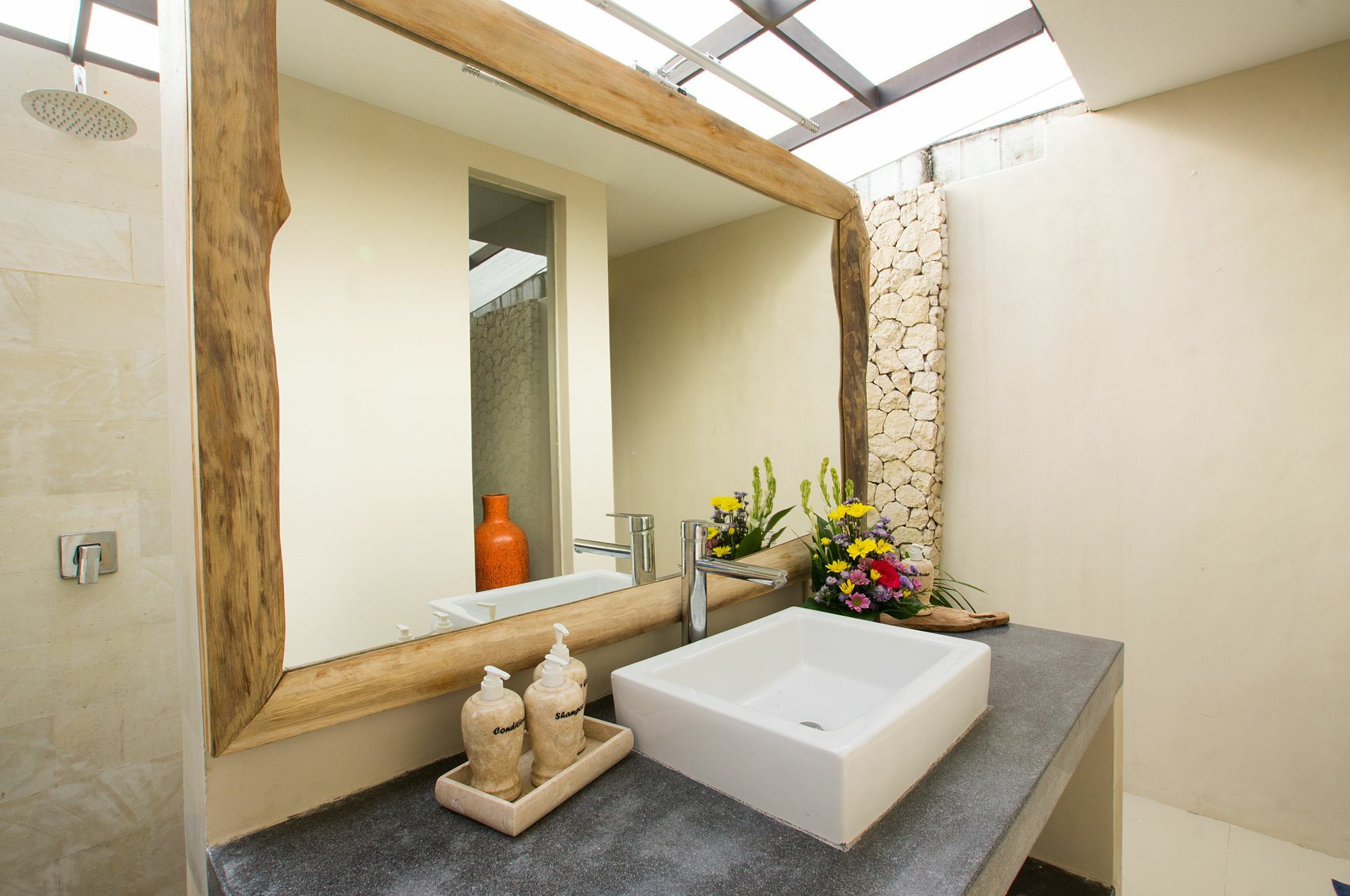 Arushi Villa Seminyak (Bali)