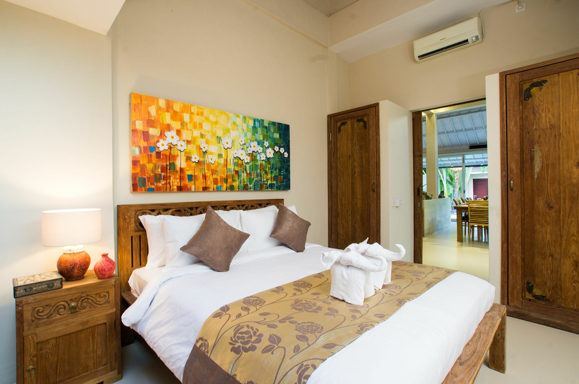 Arushi * Seminyak (Bali)
