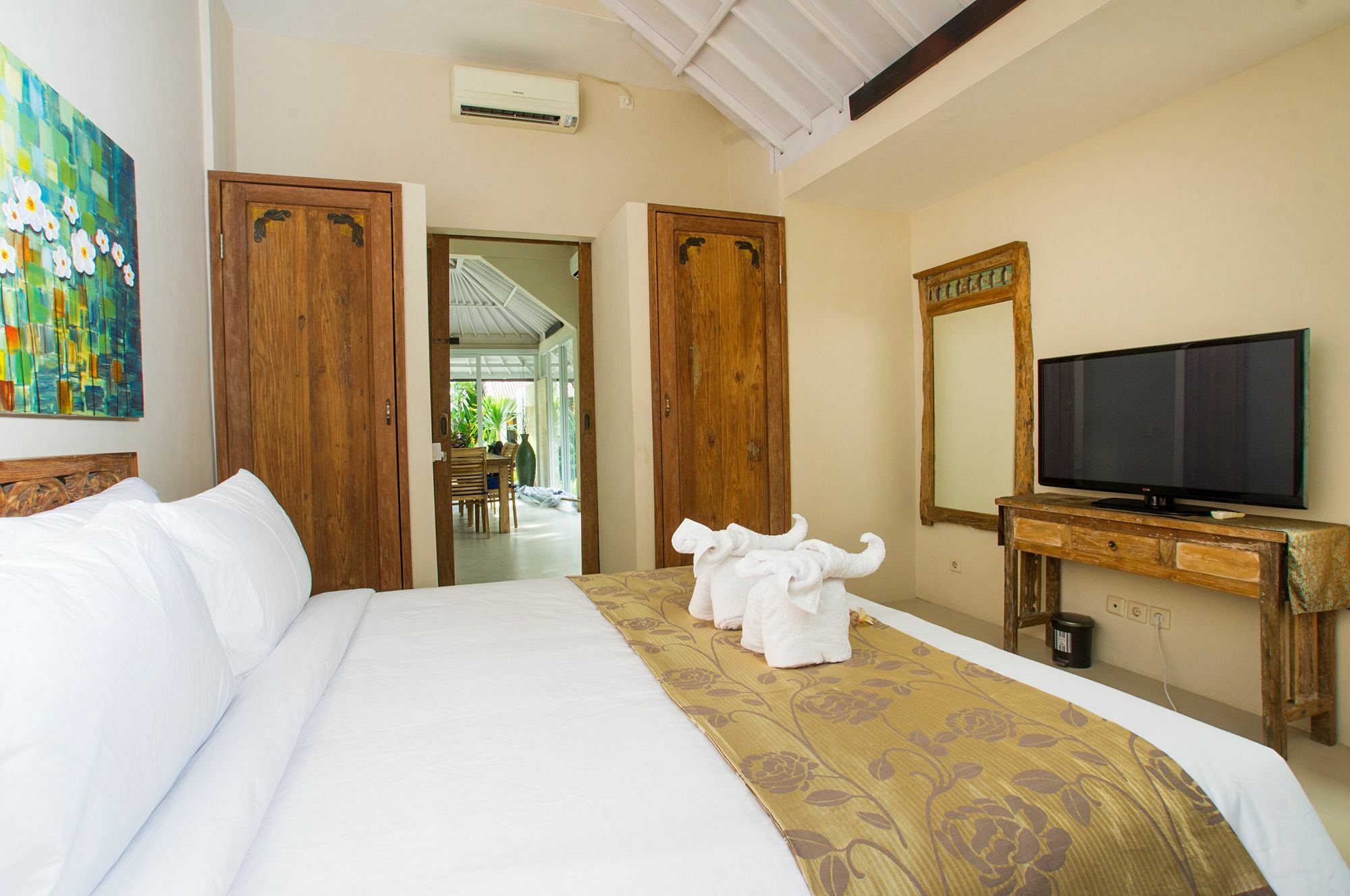Villa Arushi *